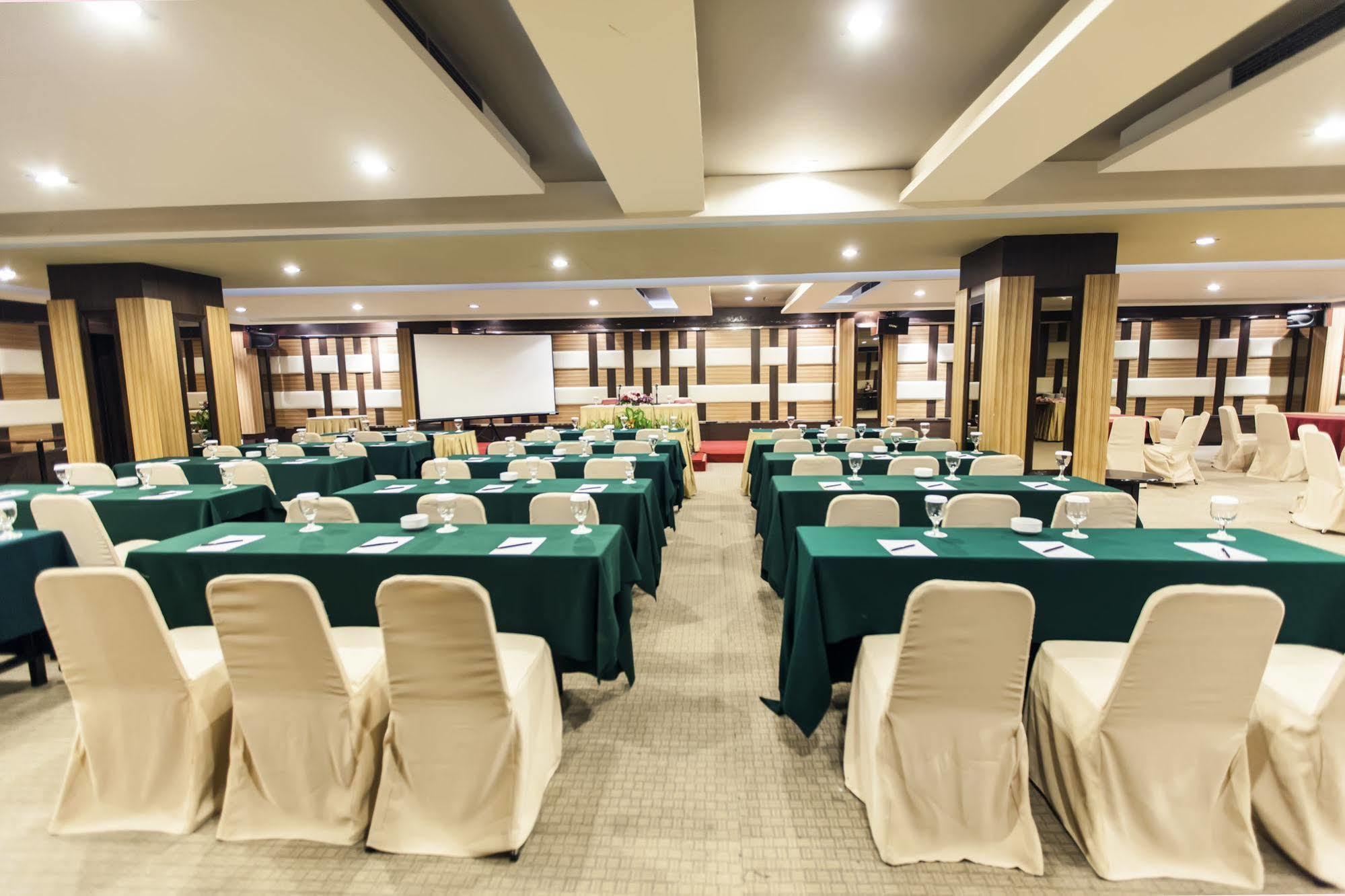Orchardz Jayakarta Jacarta Exterior foto